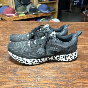 Brooks women’s Rebel-5 Black 9.5
